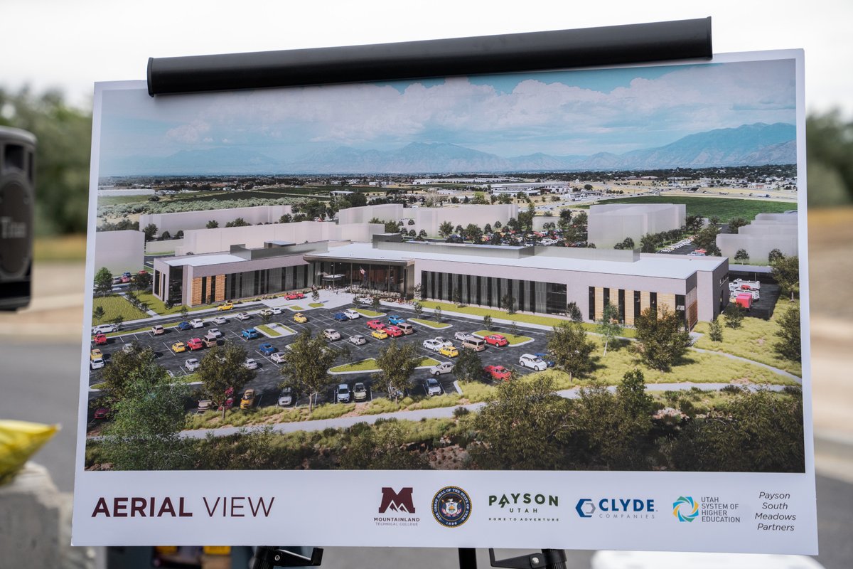 ClydeCompanies's tweet photo. Clyde Companies is proud to support the growth and advancement of technical education. Last week, Clyde Companies President and CEO, Jeremey Hafen, took part in the groundbreaking of the $56 million dollar MountainLand Technical College Payson Campus.
#BuildingABetterCommunity https://t.co/0S8CYdeL8E