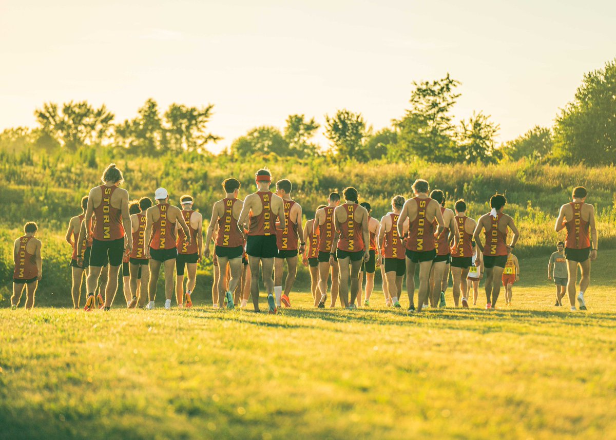 SimpsonXCTF's tweet photo. #TBThursday to our home meet last Friday at Pickard Park! #RollStorm https://t.co/VSZXYPf1Z6