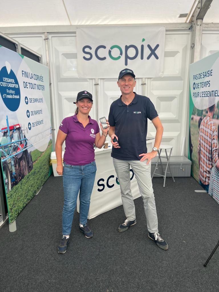 Heureux d'accueillir notre #partenaire <a href="/xarvioFR/">xarvio® France</a>  représenté par <a href="/s_chenevier/">sachenkaz</a> sur notre stand au salon <a href="/Innovagri1/">Innov-Agri</a>  ! 😁 Ensemble, nous travaillons pour rendre encore plus simple et pertinent les Outils d'Aide à la Décision #OAD 🤝 #InnovAgri2023