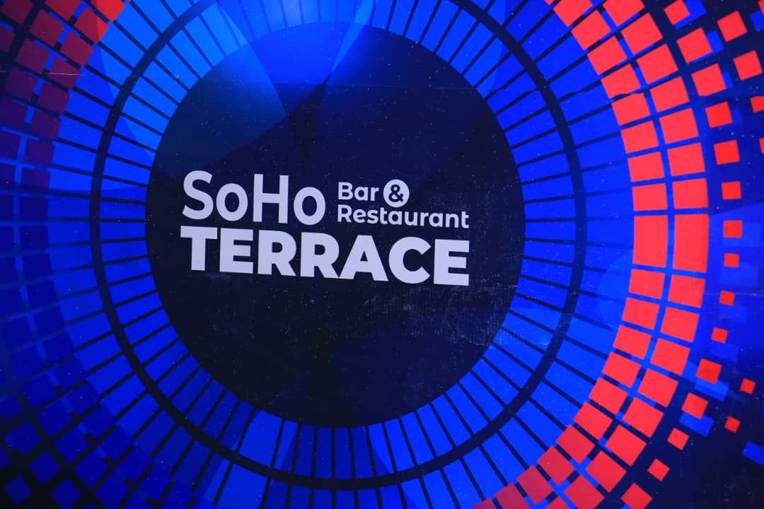 #SoHoFridays is the only deal every single Friday only at <a href="/SoHoTerraceMbra/">Girl ♥️♥️</a>