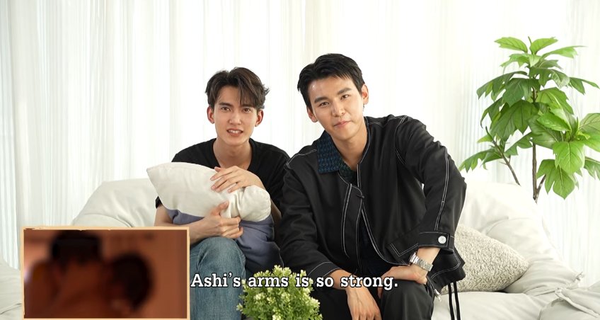 JaFirstFeri's tweet image. #JaFirst [ Reaction ] EP7 💚🧡
the NC scene  🫣
Jaju's comments are hialrious 5555 😮🫢🤭
And First's reaction is so funny 5555 🫣👀
#BeMineSuperStar #พี่พระเอกกับเด็กหมาในกอง