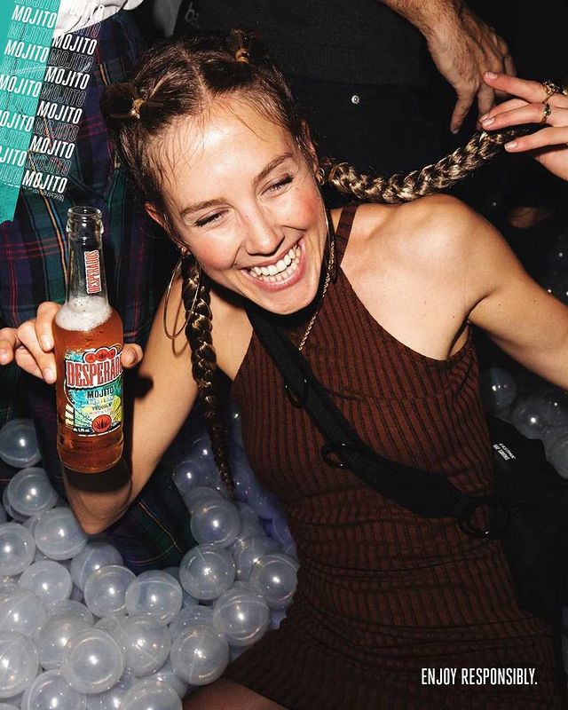 Con Desperados, la mejor playlist es la playlist más random: de Taylor Swift a Snoop Dog, ¿por qué no?

📸 @ nelliebenner

#GoRandom #GoDesperados