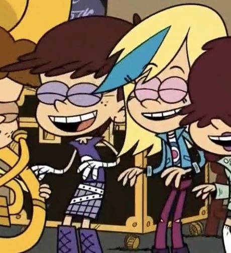 My goils! ^^ #TheLoudHouse #LunaLoud #SamSharp #IBleedPurple