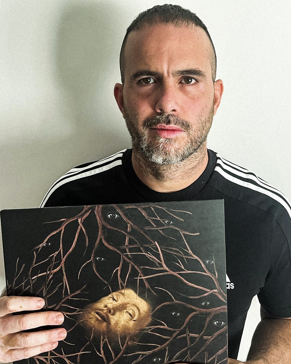 Work and artist: Ribé with his incredible album "La Penumbra". Do you already have your copy? Get it on our Bandcamp.

🔊 polegroup.bandcamp.com