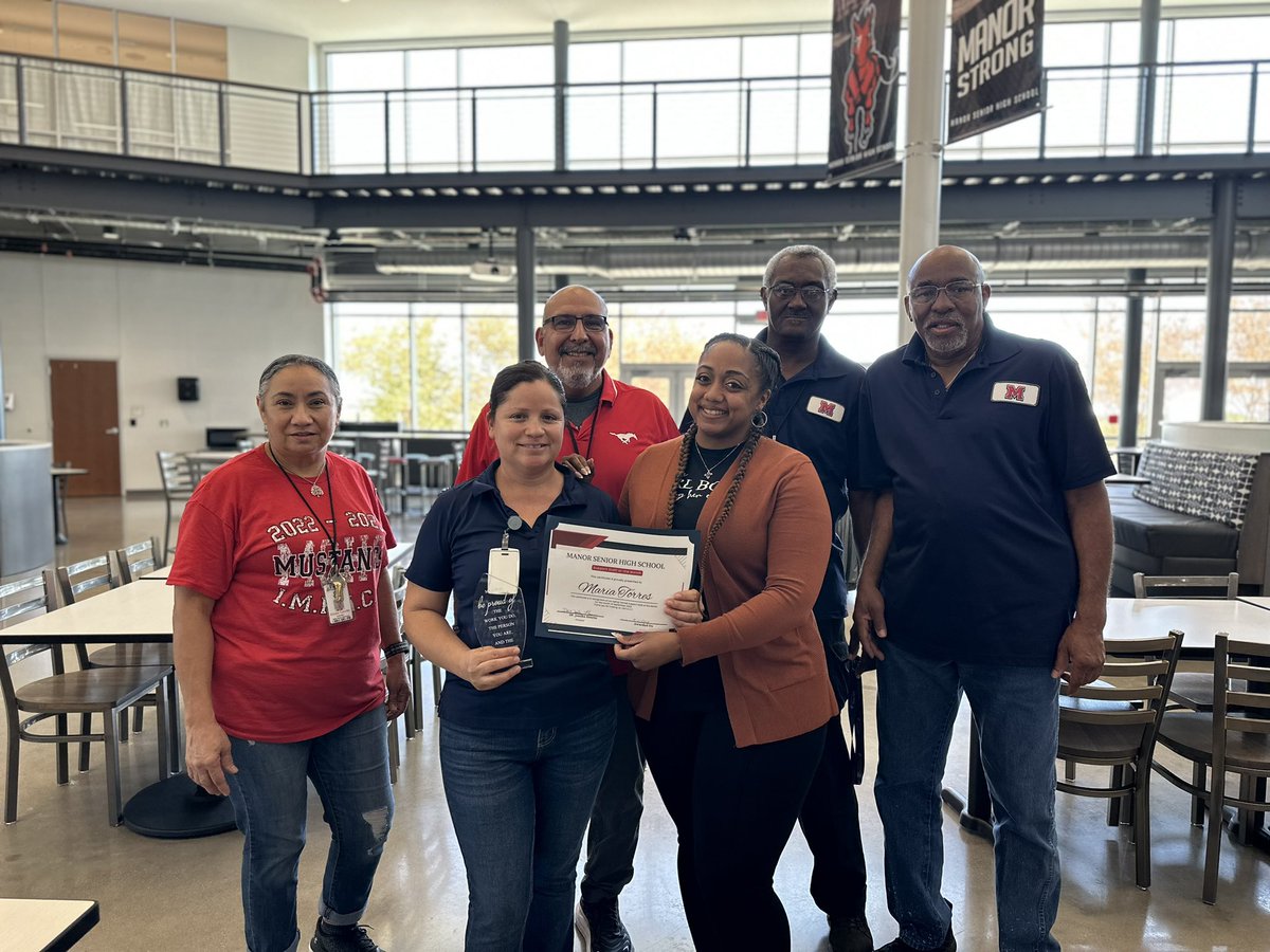 JessikaHearne's tweet photo. #Congratulations🎉 #MsTorres @ManorSeniorHS #SupportStaffOfTheMonth Thank you for making an I.M.P.A.C.T. #WeValueAndAppreciateYou!!! #KeepUpTheGreatWork 🤗 @ManorISD @ManorISD_Super @AlejandroGongo1 https://t.co/DlRguQxgpm