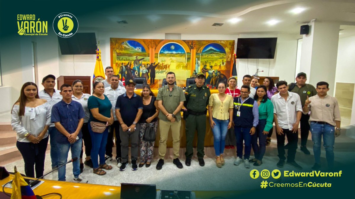 EdwardVaronF's tweet photo. Lideramos mesa técnica para atender la problemática de inseguridad, consumo y venta de sustancias psicoactivas que se viene presentando en el antiguo puesto de salud del barrio Antonia Santos donde fue hallado el cuerpo sin vida de un habitante de calle. #cúcuta https://t.co/s4aPvJ2PAG