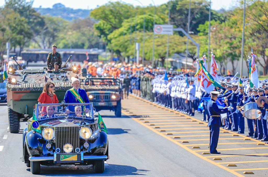 JanjaLula's tweet image. Democracia, soberania e união! ❤️🇧🇷