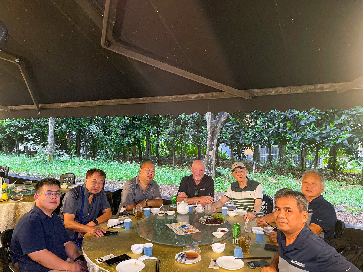 MCIpumpstation's tweet photo. Part of our Asia Flownet team meeting this past week in Singapore. Thereโs nothing like meeting with a team face to face even if it means traveling halfway across the world to do so! ๐
#flowtronex #flownet #asiawatersystem #waterirrigation #pumpsystem #mciflowtronex https://t.co/MrZXPonZYI