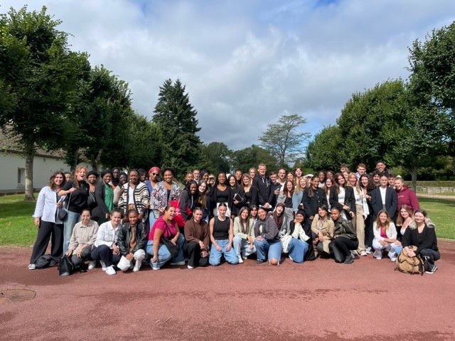 Hôpital MGEN de la Verrière tweet media