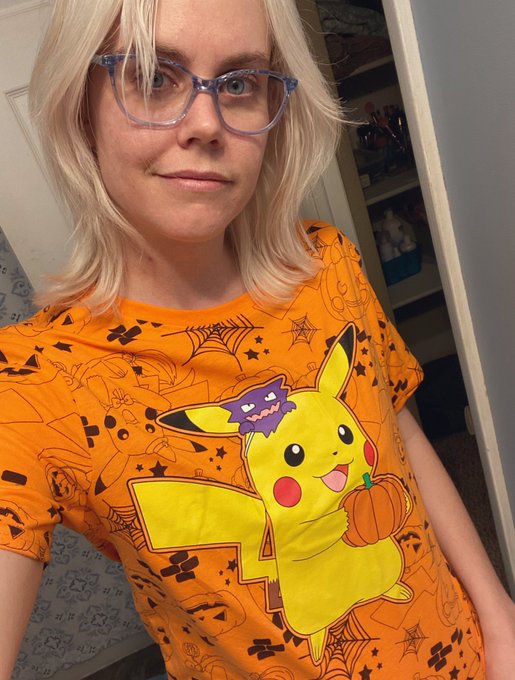 I found this pikachu shirt at target it&rsquo;s early for halloween but it made me happy https://t.co/LMEv