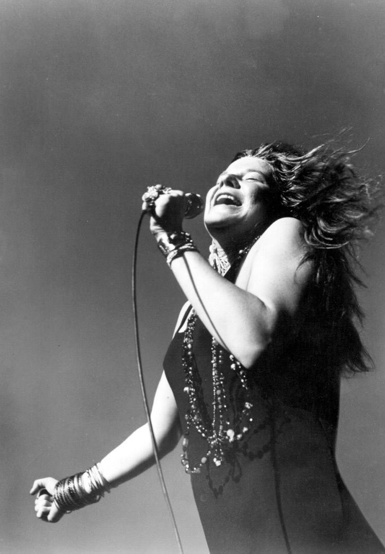 khan_musician's tweet photo. 「音楽がなかったら きっと私、、、」#JanisJoplin の言葉をいまkenさんのtweetで見て、
👏うーむわかるよジャニス👏
今自分に音楽がある事の奇跡を改めて感じた🙏😊
#music #musician #artist #singersongwriter #vocal #DTMT #Beat
⬇️
https://t.co/vWzh9waIhU https://t.co/fmJsqLmsNA