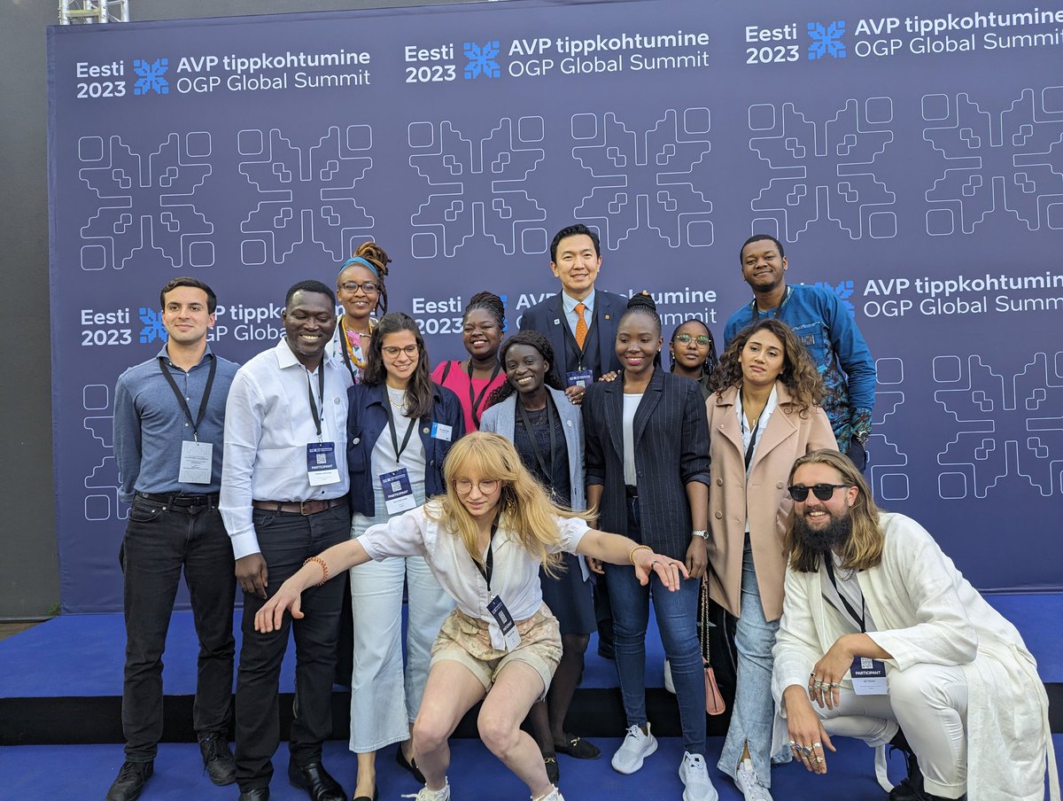 Panel sur la participation et l'engagement des jeunes dans le gouvernement ouvert.  C'était un plaisir de partager avec d'inspirants jeunes venus du monde entier. 
Heureux aussi de voir que cette question est l'une des nouvelles préoccupations de <a href="/opengovpart/">Open Gov Partnership</a>. #OGPEstonia #Kibaro