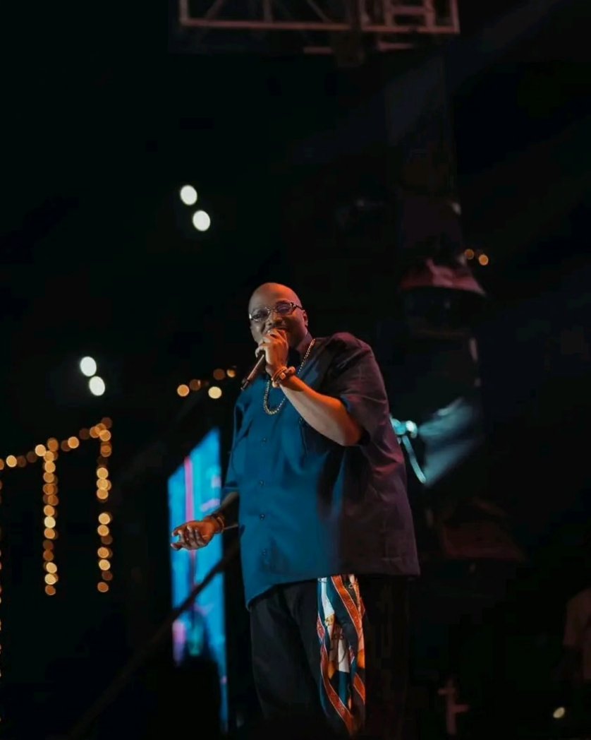 thearcapparel's tweet photo. The #20yearsofNavio concert was a huge statement for UG Hip Hop. It was also dope seeing @themithmusic performing live in a made-to-measure shirt by @thearcapparel. #bespoke #madeinuganda🇺🇬 #bespoketailoring #tailormade https://t.co/FWWKURLex5