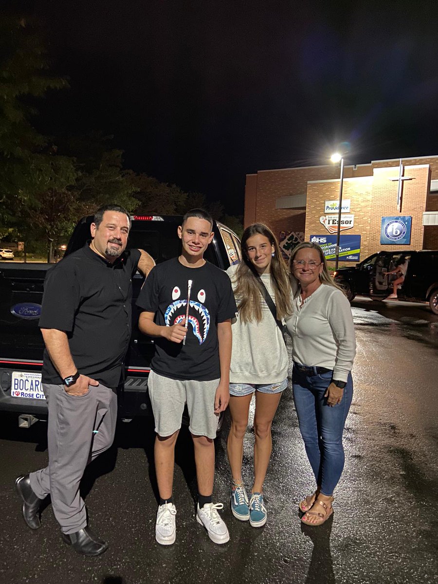 Bienvenue à Adam de Barcelone (Espagne)  qui goûtera à la culture canadienne avec la famille d'Élisabeth <a href="/ESCLESSOR/">École secondaire catholique l'Essor</a> <a href="/CscProvidence/">Csc Providence</a>