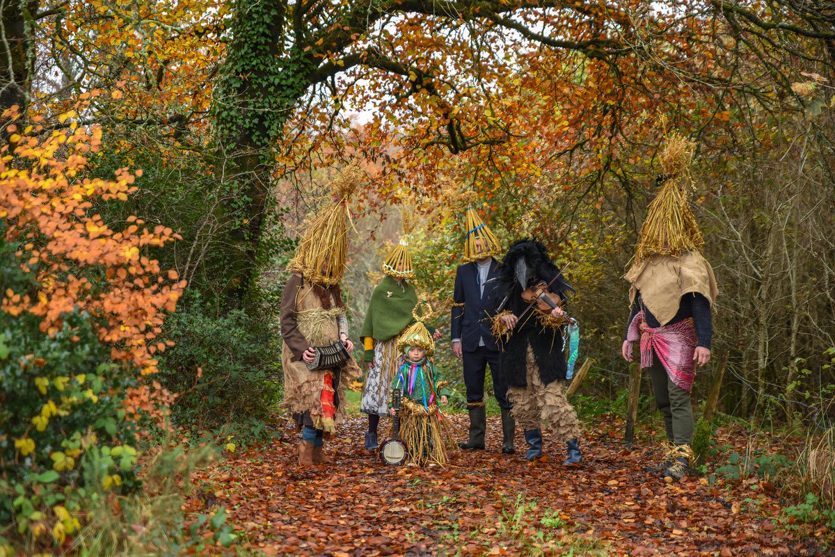 CyrilMcA's tweet photo. Inaugural Autumn Fête Announced for Irish Heritage Trust Visitor Attractions - Hotel & Restaurant Times https://t.co/9eaTfQLZwN
#AutumnFete #PositiveAging #FamilyFun #HeritageCelebration #IrishHeritageTrust #CulturalEvent #OutdoorActivities #FamilyGenerations https://t.co/HVAOHrLWLe