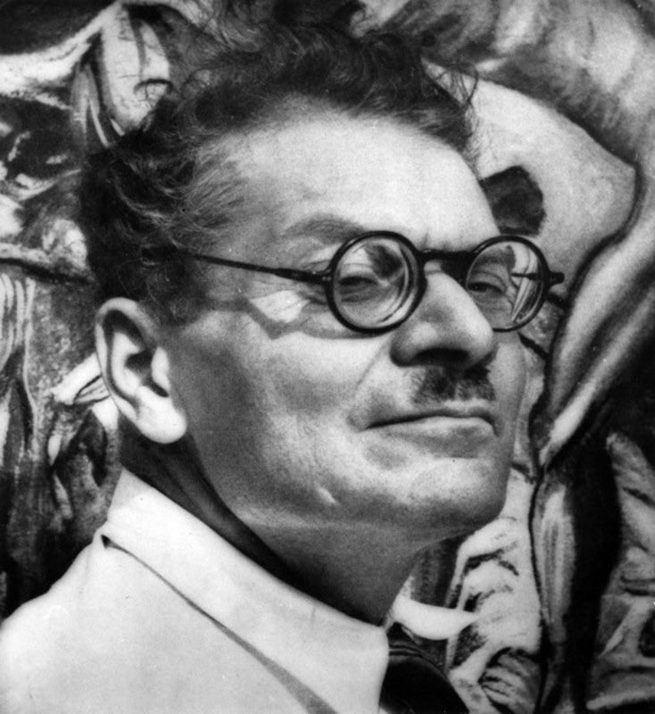 mbellasartes's tweet photo. "Una pintura es un poema y nada más. Un poema hecho de relaciones entre formas, como otras clases de poemas hechos de relaciones entre palabras, sonidos o ideas." - José Clemente Orozco

Hoy conmemoramos el 74 aniversario del fallecimiento de José Clemente Orozco, un artista que ha trascendido en la historia del arte mexicano. 

📸 José Clemente Orozco pintando iglesia del hospital de Jesús María, México, 1943 👉🏽 de la colección Juan Guzmán. 

 #JoséClementeOrozco
