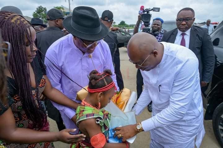 KingAmakiriTheo's tweet photo. As part of activities lined up to mark 100 Days in office, Rivers State Gov. H.E. @SimFubaraKSC earlier today flagged off the construction of 25.12km internal roads in Elelenwo,PH. The project is expected to be completed within 6 months. 
#100daysofsim 

Peter Obi Rufai  My Visa https://t.co/WAwa33DQjP
