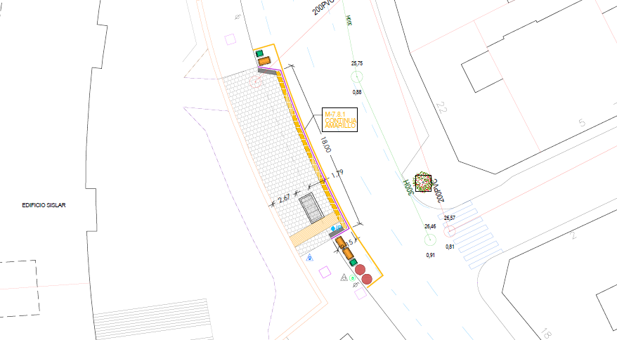 _Juan53's tweet image. #Par549 As Lagoas

Cabecera de la Línea 11, en vez de seguir la propuesta del @BlogBusurbano  () de aprovechar la curva, se amplia la acera hasta la calzada no siendo la mejor opción para una cabecera.