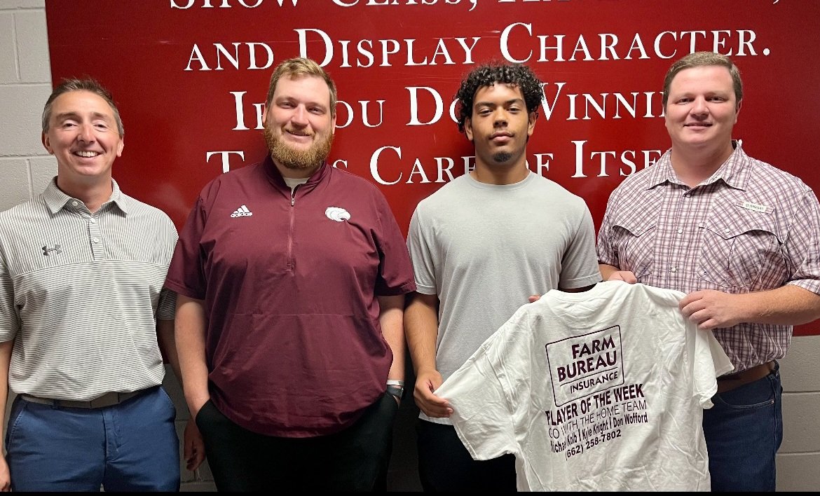 EuporaFootball's tweet photo. Congratulations to Jashon Allen for being named the @MSFarmBureau "Player of the Week" for our game against French Camp. #GoEagles https://t.co/ihMKVYR3yO