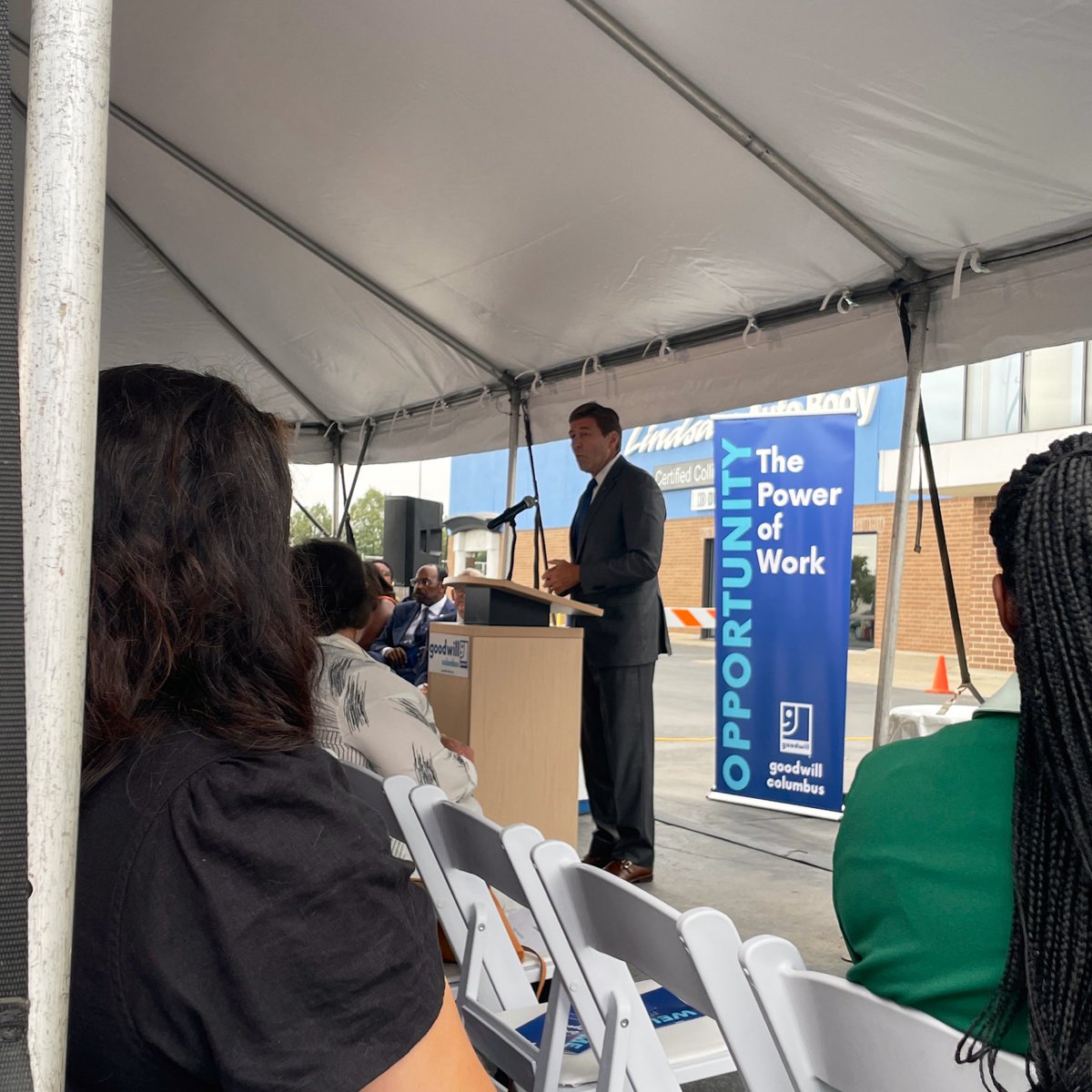 GoodwillCols's tweet image. Grateful to @DHarrisonCSCC and @cscc_edu for your presence and partnership! 

#OpportunityForAll #PowerofWork