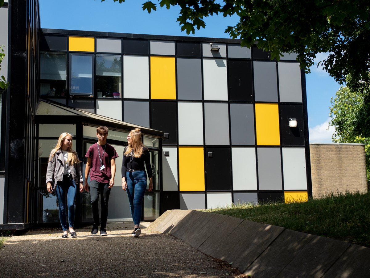 RedwayNetworks's tweet image. How does managing a network supporting seamless 1:1 learning for 1,600+ students look? Ask Great Baddow High School. Take a look at our full case study on their new Wi-Fi 6 solution: bit.ly/45I0aSc
#EduTwitter #UKedTech #ClassroomTechnology #WiFi6