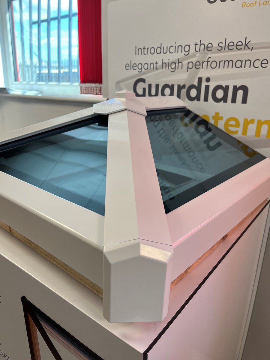 CRSWirral's tweet photo. ⭐️ ANNOUNCEMENT⁣ ⭐️
⁣
Conservatory Roof Solutions Ltd are now a Certified Guardian Roof Lantern Fabricator! ⁣
With it's sleek design the roof lantern will completely transform your space, filling it with natural light.⁣
If you have any queries at all, please get in touch! https://t.co/i9I6vwb7SR