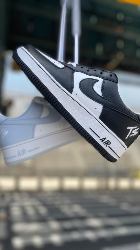 themogulera's tweet photo. UPTOWN TO THE WORLD π
Terror Squad x Nike Air Force 1
Release Coming Soon!
@RealRemyMa @fatjoe #TSAF1 https://t.co/GouBB3BzHa