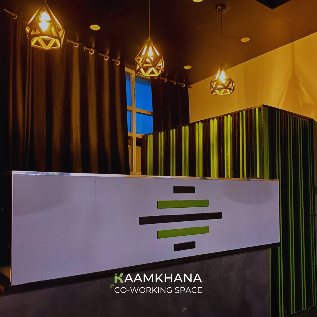 KaamKhana's tweet image. Tea time, anyone? 🍵 

Our kitchenette is the perfect spot to unwind, sip some tea, and recharge your creativity. Join us for a taste of tranquility during your workday. ☕✨ 

#kaamkhana #kommunity #coworking #coworkingspace #worklife #sharedworkspace #islamabad #pwd #bahriatown