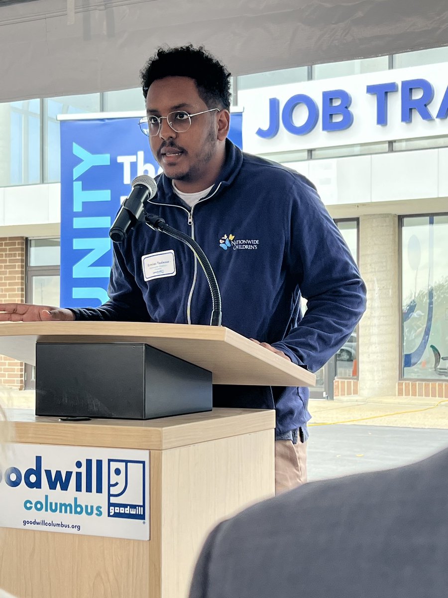 GoodwillCols's tweet image. Hearing from two amazing Goodwill Columbus success stories, Ermias and Angie! 

#OpportunityForAll #PowerofWork