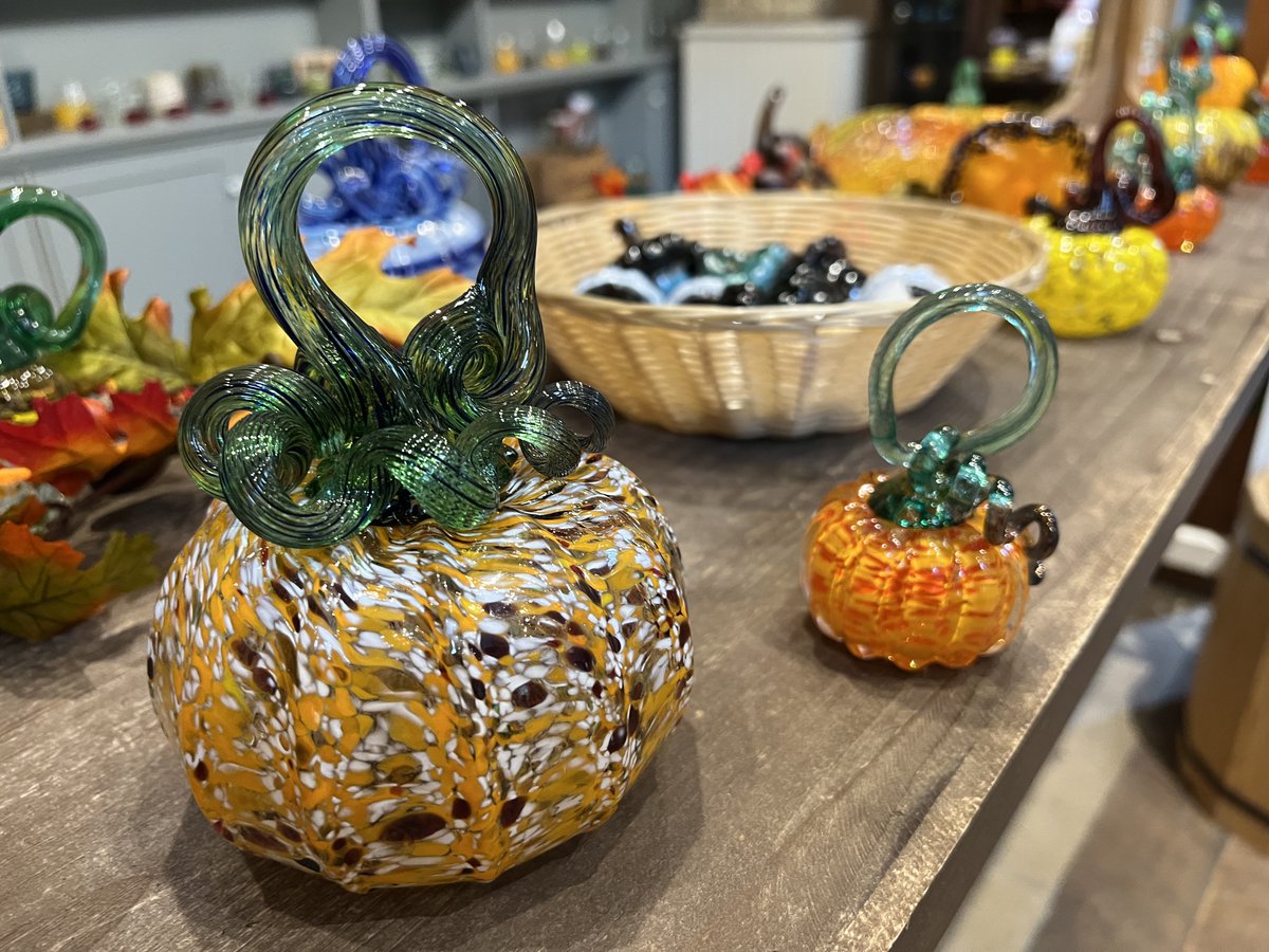 It's getting to be that time of year!

Swing by our Hale Farm MarketPlace gift shop on Saturdays and Sundays through the end of October to get you handcrafted, glass pumpkin made by our very own glassblower!