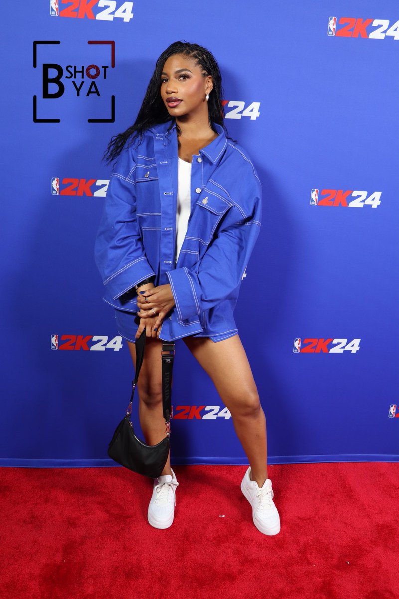 Youknowulove_B's tweet photo. I had the opportunity to take some photos last night at the NBA 2K24 Launch Event in NYC. 

What a blessing! 🙏🏾

@coi_leray 
@TaylorRooks 
@NBA2K 
#NBA2K24 
Follow me on IG: b__shotya 📸 https://t.co/aGVdJG7gwp