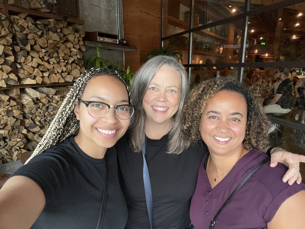 lisanegstad's tweet photo. More highlights from my "sort of" sabbatical in August -- getting to spend time with family. 

Biking with my niece and dinner out with my cousins. 

~ Lisa https://t.co/WUXxeO5jlk
