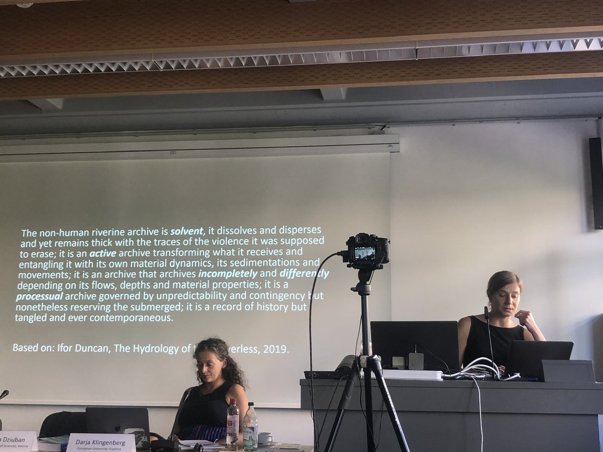 DrGChakrabarti's tweet photo. Another panel of engrossing #interdisciplinary papers at t’@viadrina #BOiM-#Conference;it was engaging to listen to Z.Dziuban on t’archival charges of liquid borders🌊
E.Schindel,@etualdusud,talked about the legal personhood of #Nature,esp.with regard to t’#Oder&amp; #Fischsterben!🏞️ https://t.co/Jgk8JH2tHs