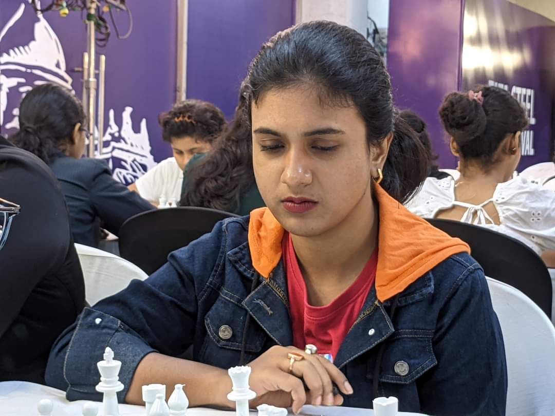 Chess.com - India on X: WGM Atousa Pourkashiyan and GM Hikaru