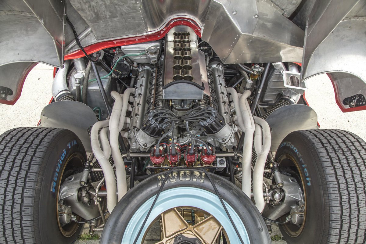 UltimativCars's tweet photo. #QuailAuction2023
The #Ferrari #412P (1967) was made in 4 UNIQUE units:
#0844, #0848 (Ferrari 330 P3-based), #0850 & #0854.
This is the last called unit (#0854), which couldn't be estimated, mainly bc of its #rarity status; it's been sold for a #recordbreaking sum of $30,255M. https://t.co/nR6sfhHHxG