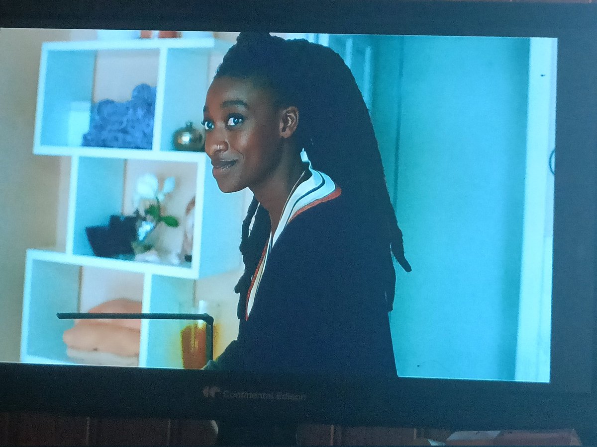 snipsii93's tweet image. I really thought the actress from #TopBoy was Rebbie Rosie from #StepUpSeries
The girls look so much alike 😮