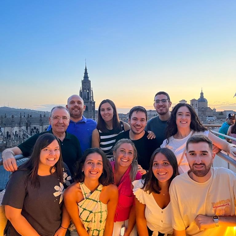 Disfrutando de charlas científicas y buen ambiente en el #CongresoSEF2023  <a href="/Socesfar/">SEFarmacología</a>