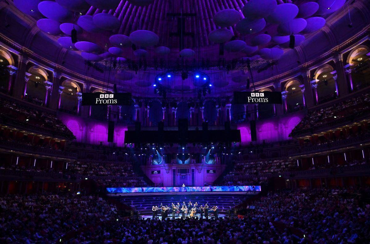 BrittenSinfonia's tweet image. WOW what a stunning response to our concert @bbcproms🙏
This was us at our most natural– self-directed, daring, showcasing playing that can turn from haunting to  meditative to energetic. Amazing performances from our orchestra and leader @ThomasGouldVLN, we couldn’t be prouder💛