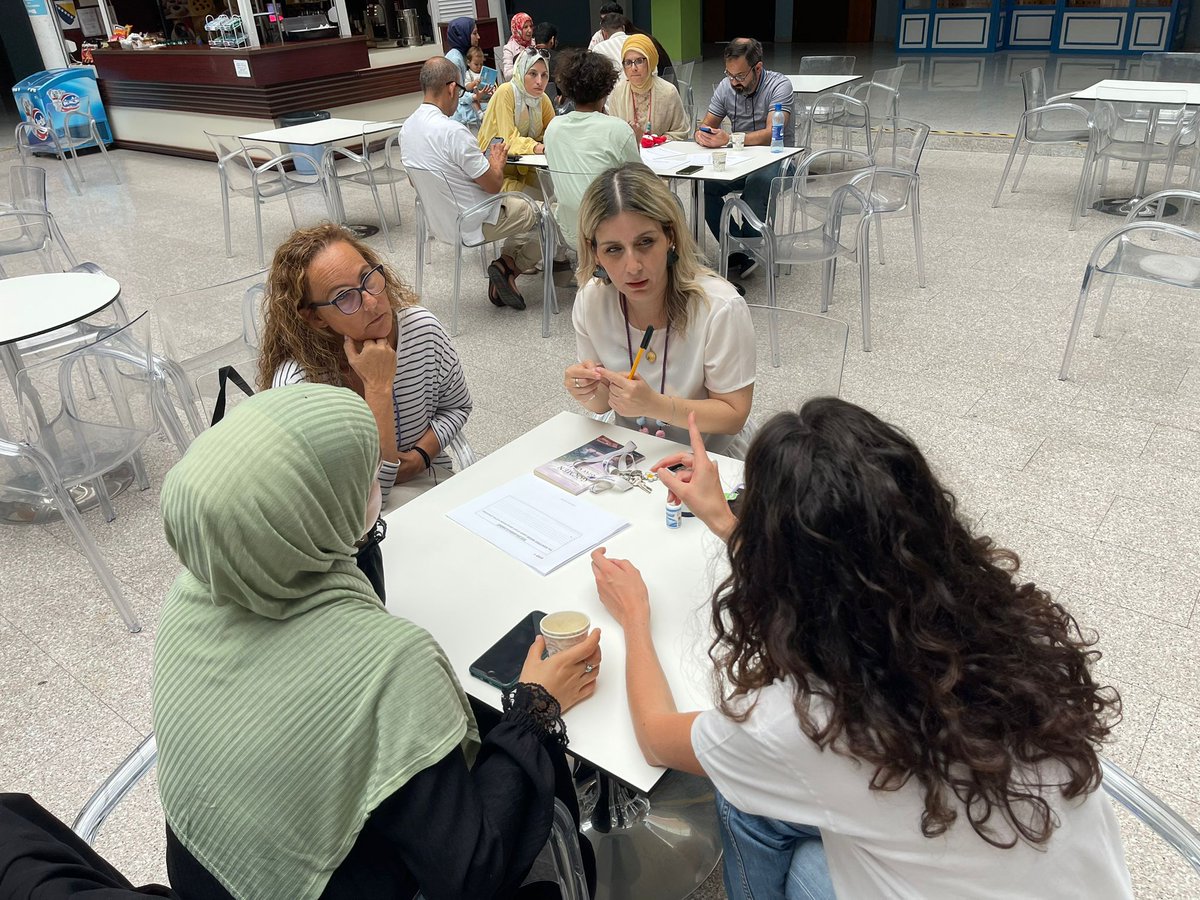 SUGDER_'s tweet photo. Günün ikinci bölümünde katılımcılar gelecek projeler üzerine çalıştay gerçekleştirdi. Birbirinden güzel projeler üreten katılımcılar hediyeleşme aktivitesinin ardından YouthPass sertifikalarını aldılar. Program kapanış değerlendirmesi ile sona erdi. @ulusalajans @ilkerastarci https://t.co/aoUgdbLX9e