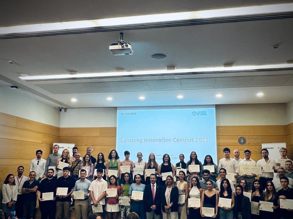 Pepe Capilla (@joseecapilla) on Twitter photo La <a href="/UPV/">Universitat Politècnica de València</a> y <a href="/SamsungEspana/">Samsung España</a> cooperan exitosamente. Hoy entregamos los diplomas del #SamsungInnovationCampus 2023 <a href="/etsinfupv/">ETSINF UPV</a> <a href="/UPV_CFP/">UPV-CFP</a>, fomentando la participación femenina en las TIC en esta exitosa edición con 60 participantes #womenTIC #SIC_Spain_2023 La <a href="/UPV/">Universitat Politècnica de València</a> y <a href="/SamsungEspana/">Samsung España</a> cooperan exitosamente. Hoy entregamos los diplomas del #SamsungInnovationCampus 2023 <a href="/etsinfupv/">ETSINF UPV</a> <a href="/UPV_CFP/">UPV-CFP</a>, fomentando la participación femenina en las TIC en esta exitosa edición con 60 participantes #womenTIC #SIC_Spain_2023