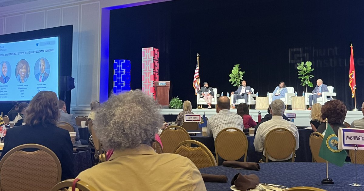 MaggieforMO's tweet photo. Thrilled to join a great bipartisan gathering of lawmakers & resource experts for the @Hunt_Institute’s Early Childhood Leadership Summit. I’m eager to learn more about best practices for early childhood initiatives & how we can work together to implement them in MO. #ECLS2023 https://t.co/yZmD4U72l5
