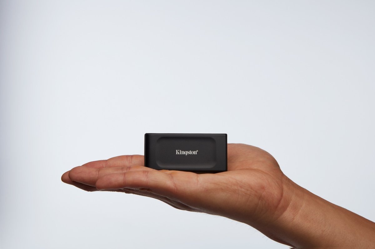 Powered by the Silicon Motion Portable SSD Controller, SM2320! 
The Kingston XS1000 portable SSD delivers top-notch performance and reliability!
Discover the detailed product review: 
reurl.cc/QZd379