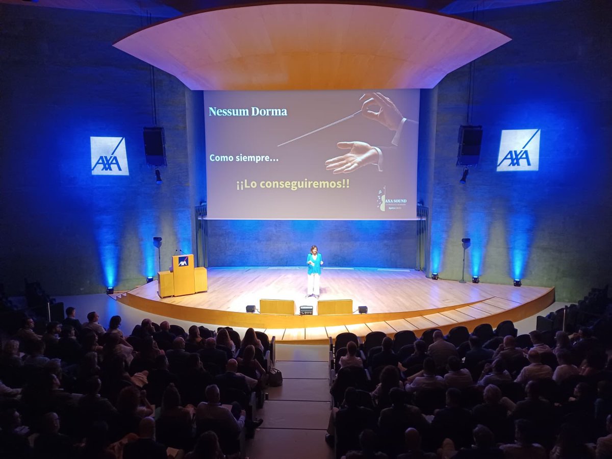 Arrancamos con fuerza la recta final del año con la energía y la motivación al máximo nivel. Siempre orgullosa de trabajar con un equipo que afronta cada reto con pasión y ganas de dar lo mejor de sí mismo. Seguimos reEvolucionando!!!!