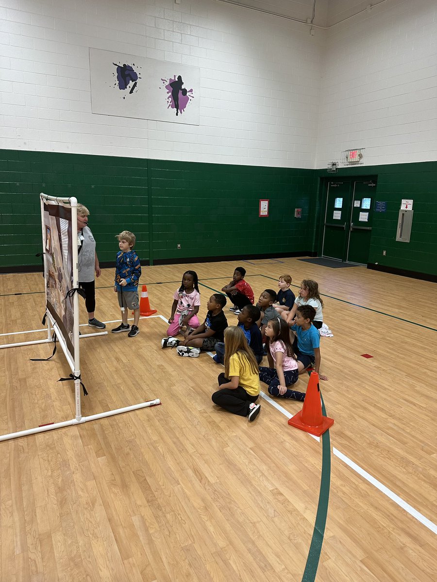 LynnhavenES's tweet photo. Look at our amazing 2nd gr being good citizens and learning what to do in a Fire! Thank you @VirginiaBeachFD for an amazing program! @CoachAlstonWR @vbschools https://t.co/bSPV7sftAK