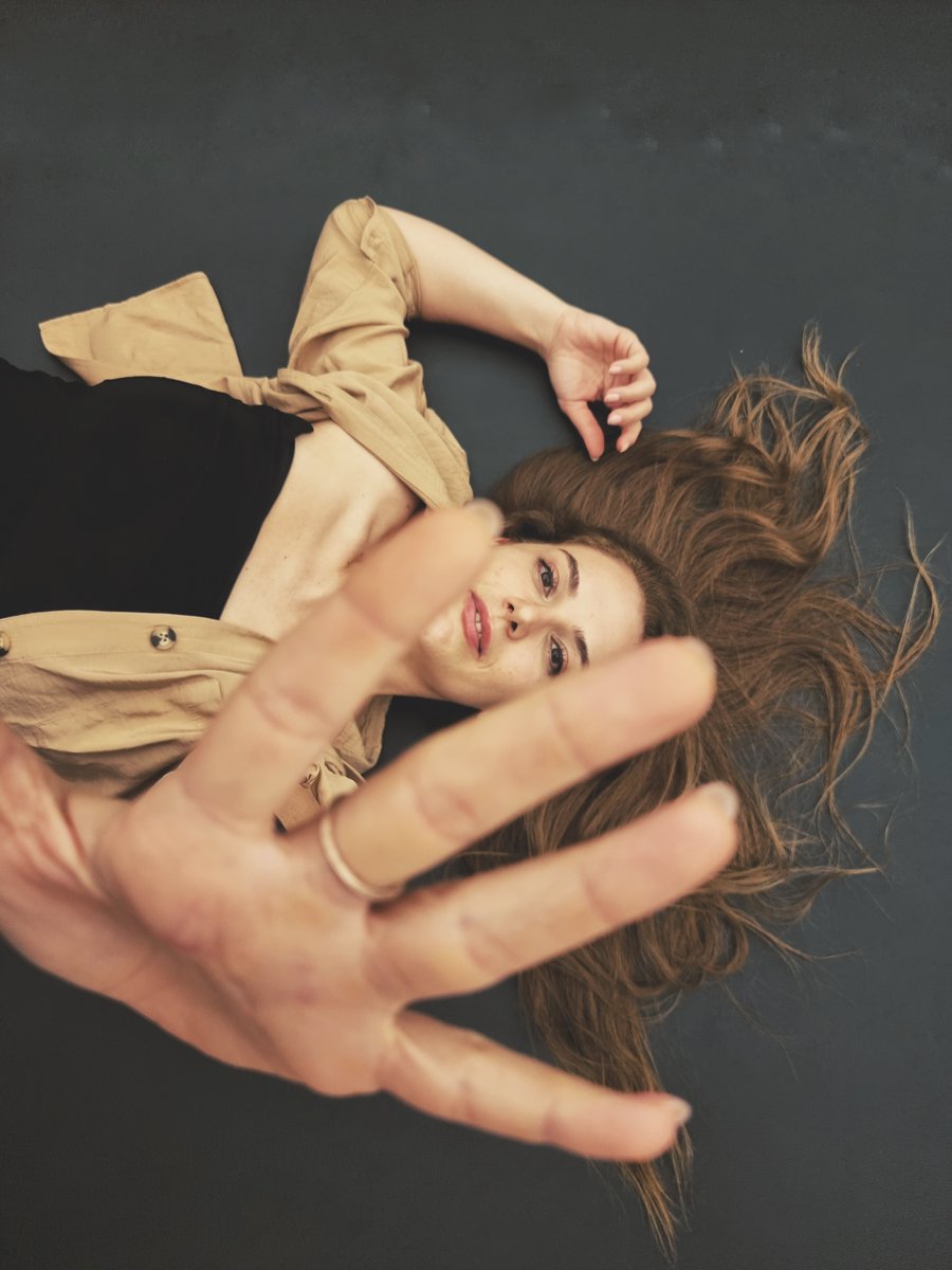 Ceren Hocaoglu'nun Basskent etiketiyle yayınlanacak olan Döngüm parçası 15 Eylül tarihinde tüm platformlarda yayında!

Favori platformunuzda şarkı çıkar çıkmaz kaydetmek için: bfan.link/dongum