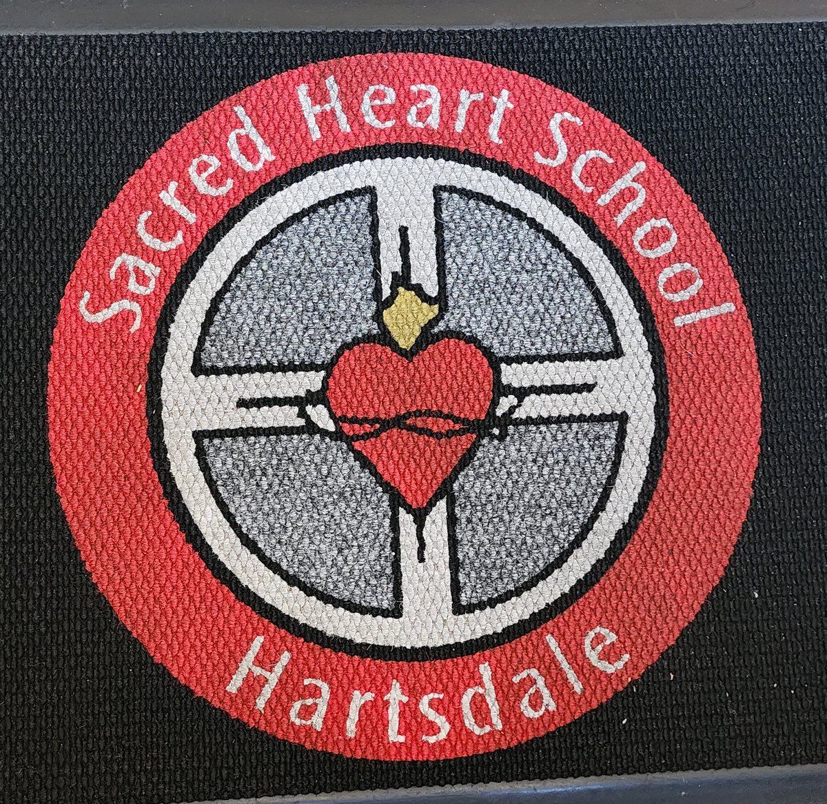 Noelle Beale, PhD (@drnoellebeale) on Twitter photo It's an over the top First Day celebration at Sacred Heart School in Hartsdale with Patrick the Pelican! We are thrilled to welcome Dr John Fruner as the new principal of the school.
#ArchDay1 #ArchNYFirst
#LeadershipOnTheRoad
#PuttingTheZingInAmazing
<a href="/SHS_Hartsdale/">Sacred Heart School</a> It's an over the top First Day celebration at Sacred Heart School in Hartsdale with Patrick the Pelican! We are thrilled to welcome Dr John Fruner as the new principal of the school.
#ArchDay1 #ArchNYFirst
#LeadershipOnTheRoad
#PuttingTheZingInAmazing
<a href="/SHS_Hartsdale/">Sacred Heart School</a>