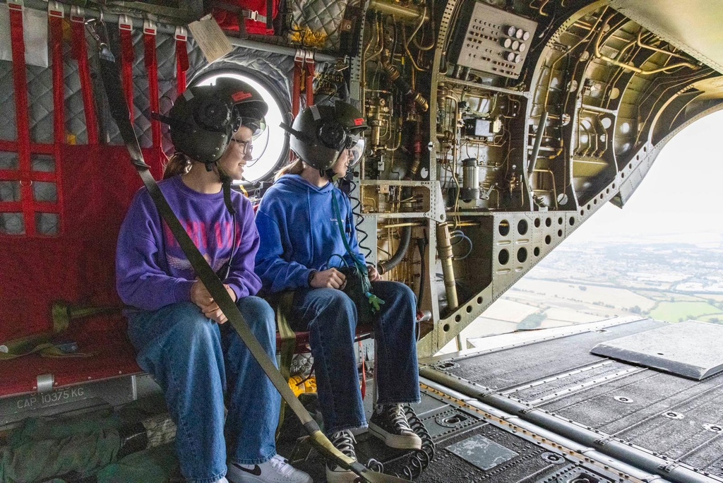 AdcoteSchool's tweet image. Up, up and away! Agatha in Year 9 recently took a flight on at chinook at RAF Benson&apos;s family day in Oxford as her family are in the RAF. With her sister Matilda they had an amazing flight!

#AdcoteSchool #ForcesFriendly #UKBoarding #Shropshire #iloveboarding