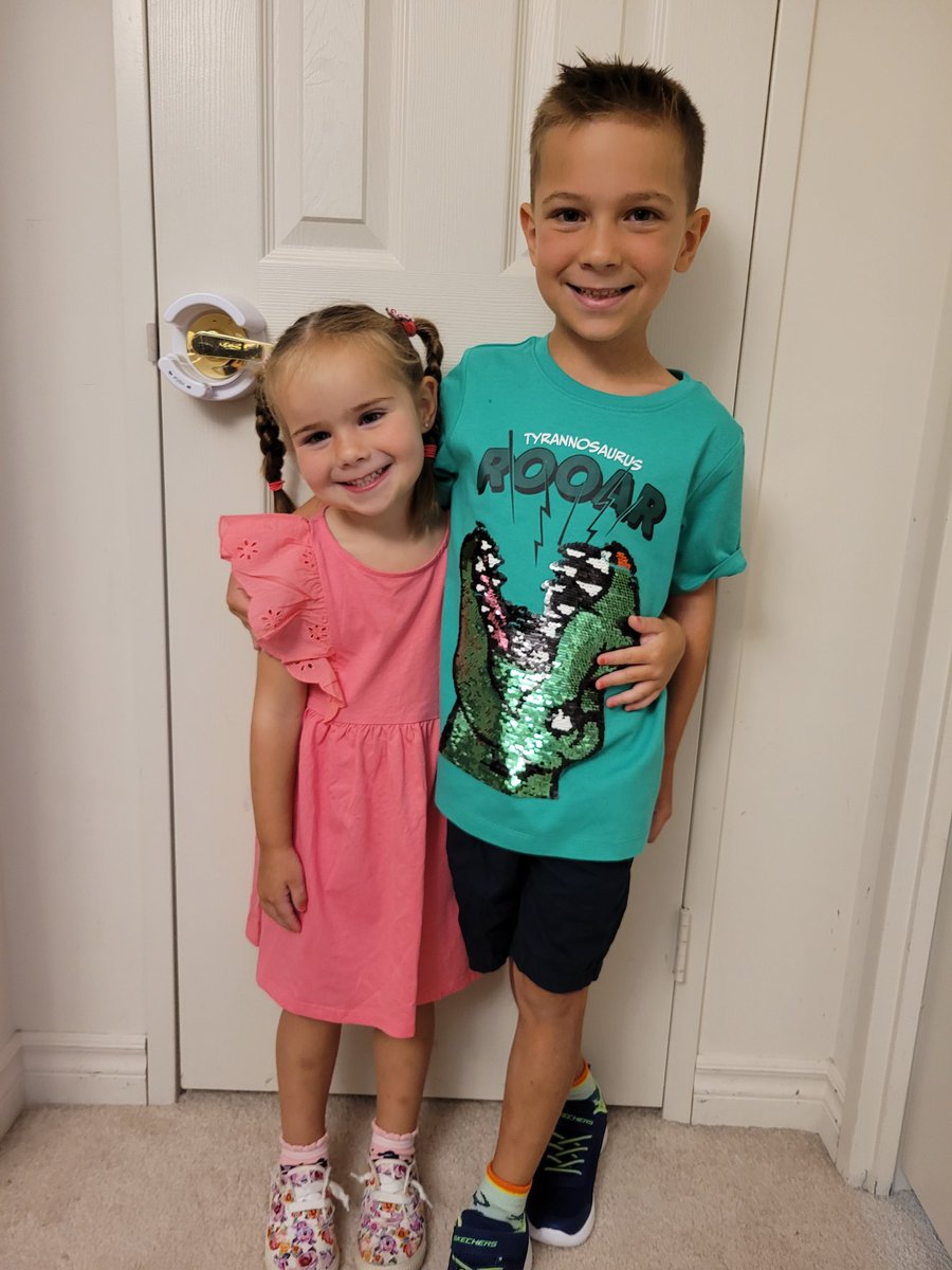 Guglick's tweet photo. The kids had a fabulous first day of school. Sophia started JK, and Lukas is in grade 2 https://t.co/jRhSmIgS3f
