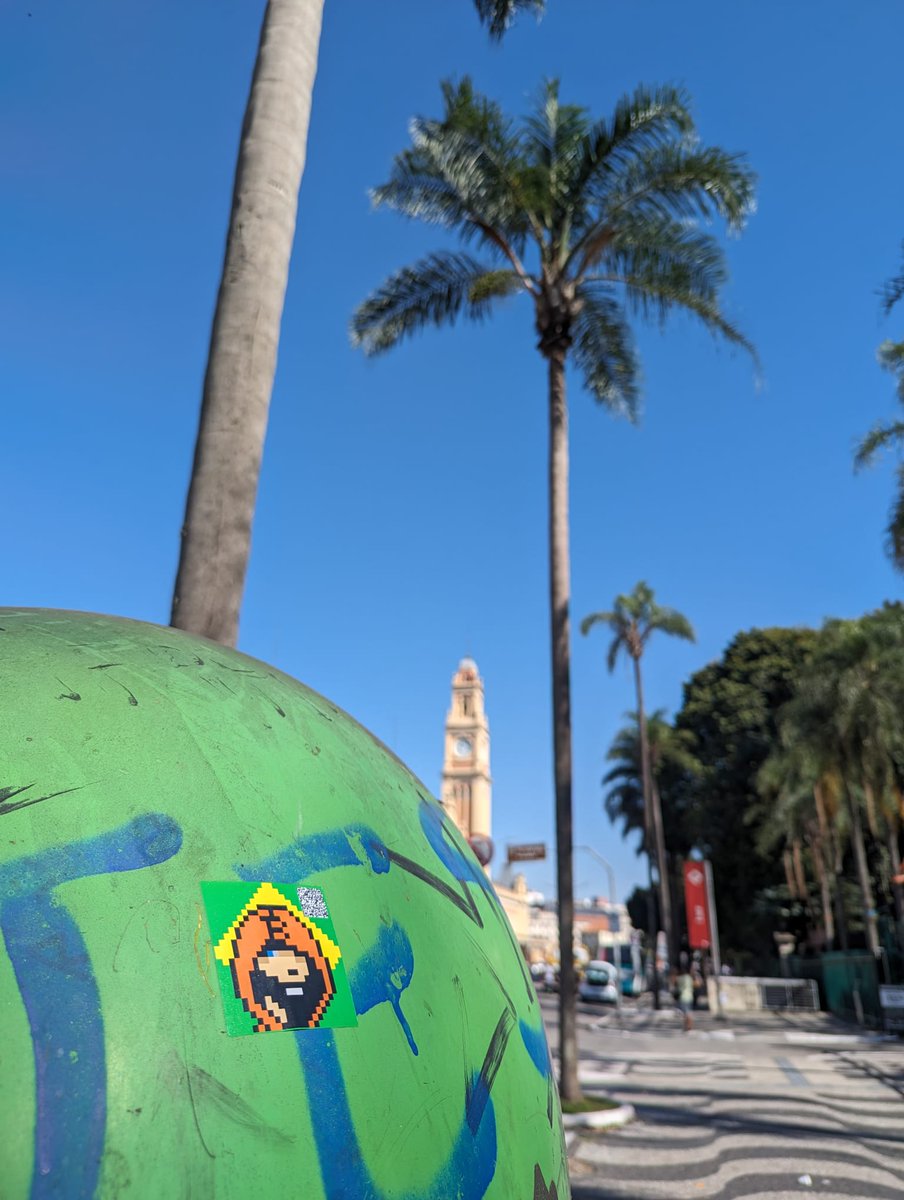 DaBRICSnft's tweet photo. @ElonMuskAOC Gm Brazil 
#DaBRICS https://t.co/pTUUGRZ1JA