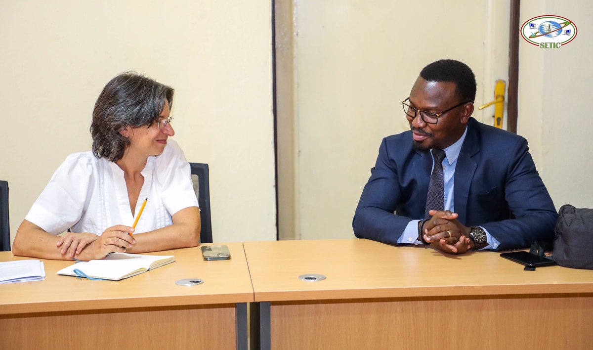 birakoze1's tweet photo. Une journée fructueuse. Comme leçon apprise: " On ne doit pas considérer le secteur du numérique comme un secteur qu'il faut soutiré trop de taxes mais plutôt un secteur porteur de croissance économique pour le Burundi." https://t.co/mv195iRV3F